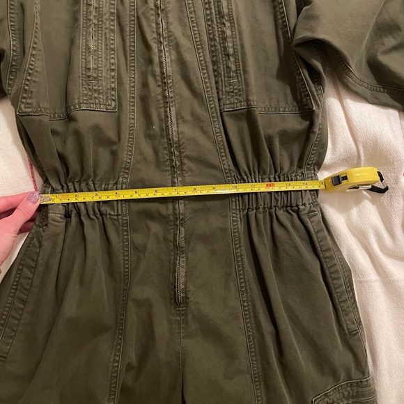 Agolde Marin Flight Suit in Eucalyptus - Picture 6 of 7